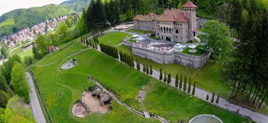 Fabuloasa istorie a Castelului Cantacuzino din Busteni