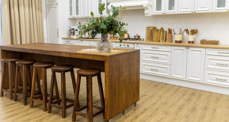 kitchen-interior-design-with-wooden-furniture
